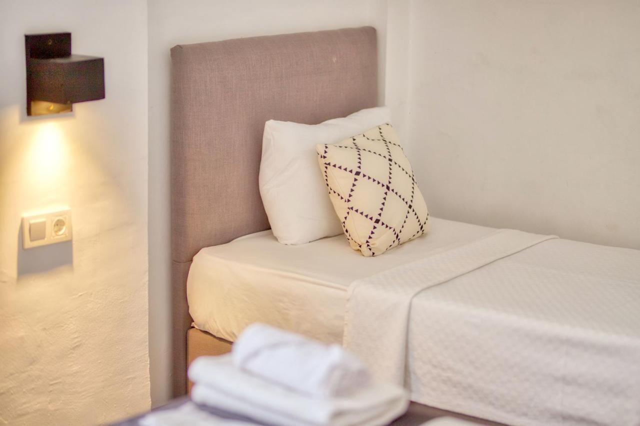 Camlik 87 Hotel ไอวาลิค ภายนอก รูปภาพ
