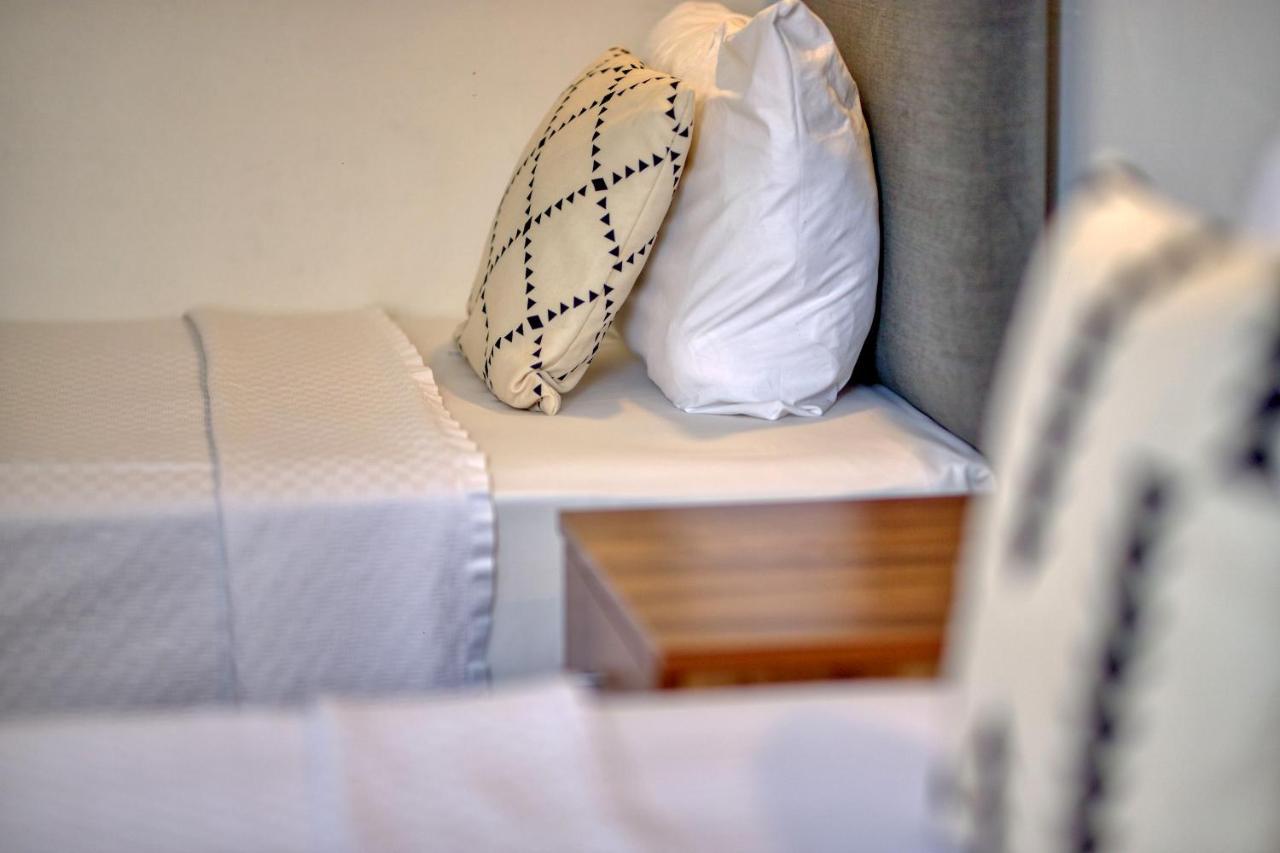 Camlik 87 Hotel ไอวาลิค ภายนอก รูปภาพ