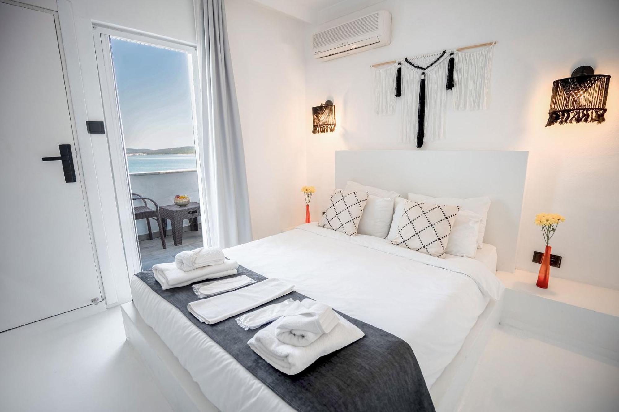Camlik 87 Hotel ไอวาลิค ภายนอก รูปภาพ