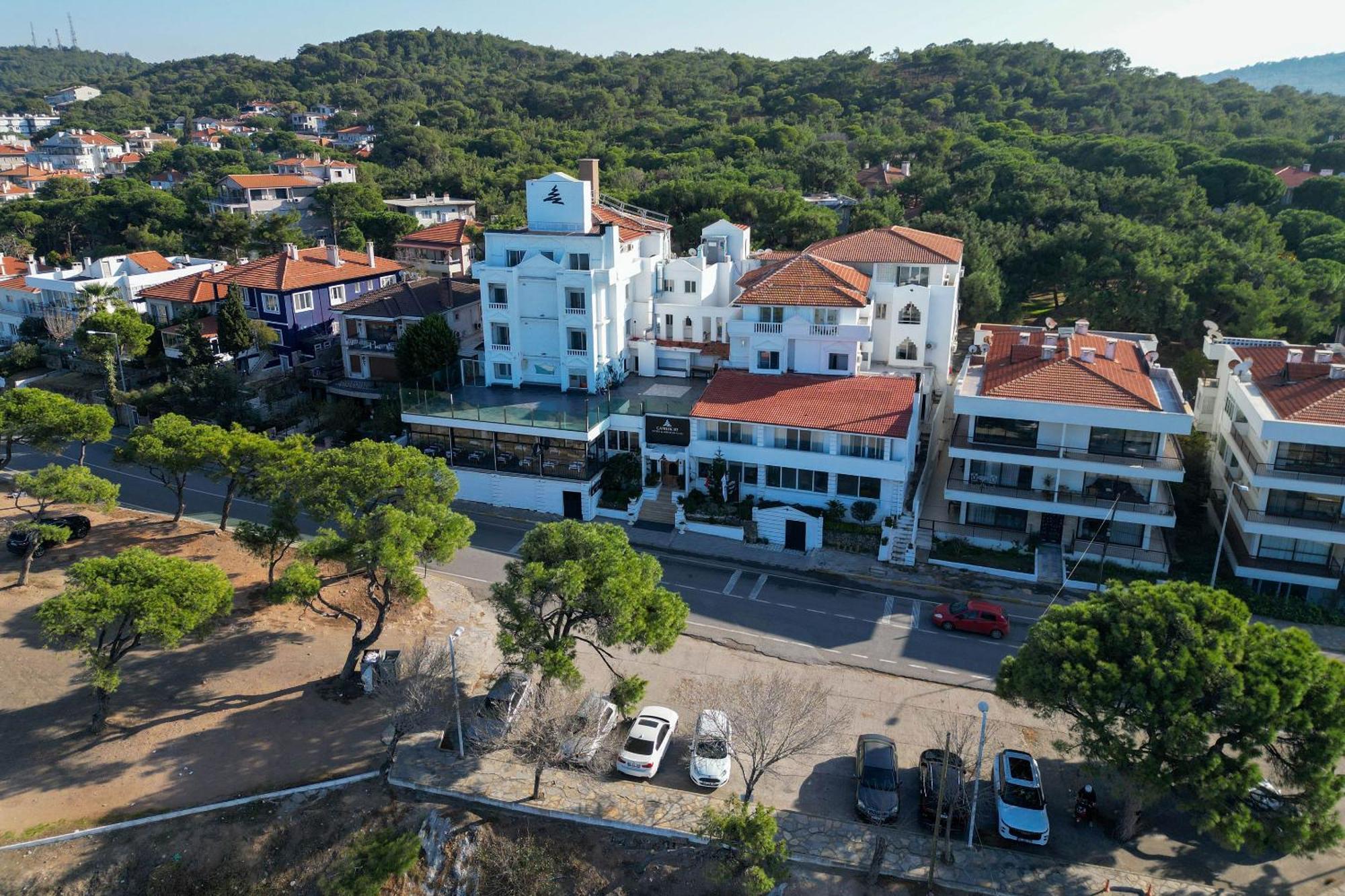 Camlik 87 Hotel ไอวาลิค ภายนอก รูปภาพ